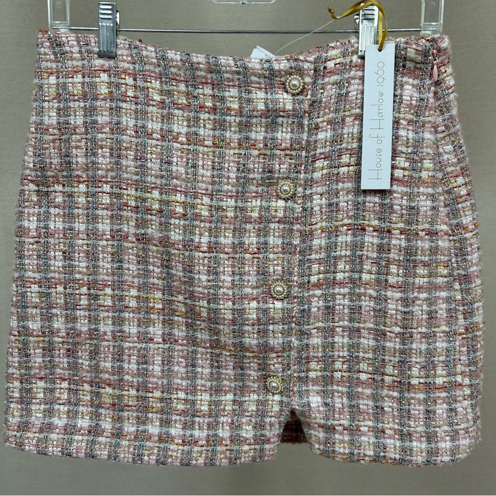 NWT HOUSE OF HARLOW 1960
Pixie Dust Tweed 2-Piece Set - Picture 9 of 12